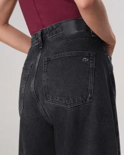 Charlie Barrel-Leg Jean