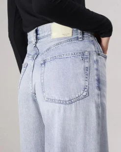 Featherweight Sofie Wide-Leg Jean