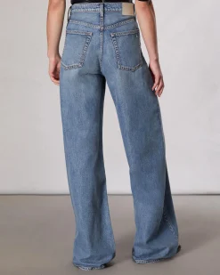 Featherweight Wide-Leg Sofie Jean