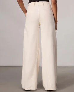 Featherweight Wide-Leg Sofie Jean