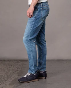 Fit 3 Athletic Fit Jean