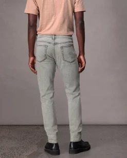 Fit 3 Athletic Fit Jean