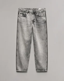 rbTAPER Fit Jean