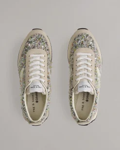 Retro Runner Sneaker